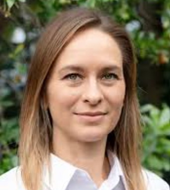 Dr. Magdalena Kowalská